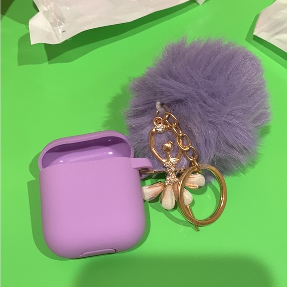 Airpod case - Picture 1 of 1